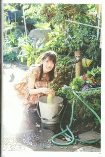 Maaya Uchida feet photo thumbnail
