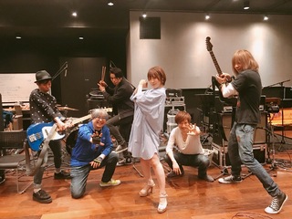 Maaya Uchida feet photo thumbnail