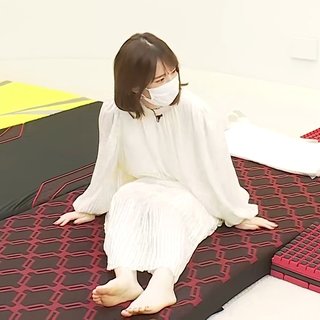 Maaya Uchida feet photo thumbnail