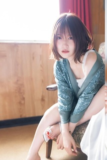 Maaya Uchida feet photo thumbnail