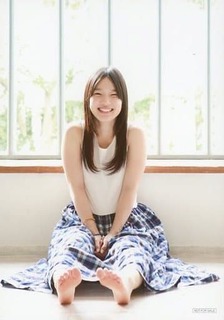 Maaya Uchida feet photo thumbnail