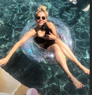 MacKenzie Porter feet photo 14