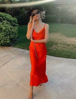 MacKenzie Porter feet photo 4