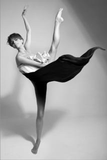 Macarena Gómez feet photo thumbnail