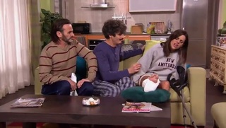 Macarena Gómez feet photo thumbnail