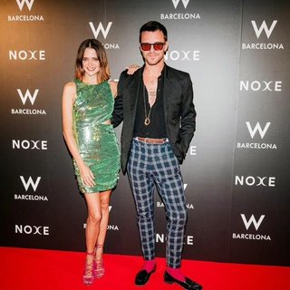 Macarena Gómez feet photo thumbnail