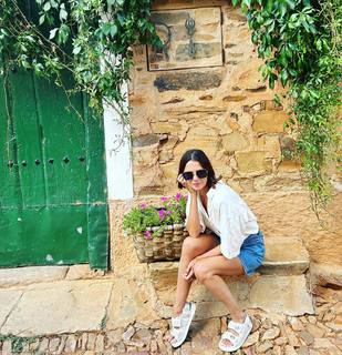 Macarena Gómez feet photo thumbnail