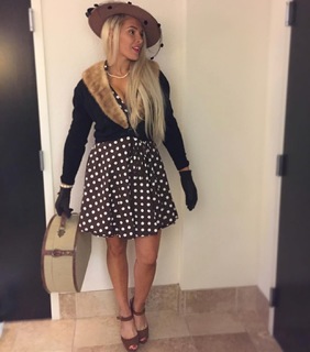 Macey Estrella feet photo thumbnail