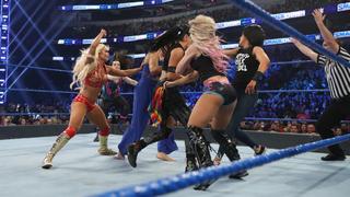 Macey Estrella feet photo thumbnail