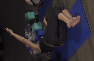 Macey Estrella feet photo thumbnail