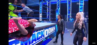 Macey Estrella feet photo thumbnail