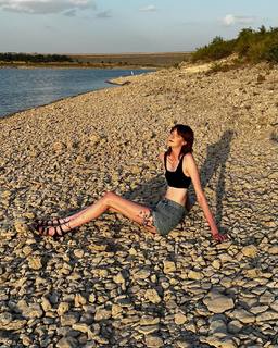 Maci Currin feet photo 4