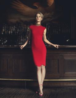 Mackenzie Davis feet photo thumbnail