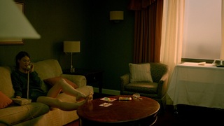 Mackenzie Davis feet photo thumbnail