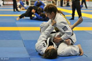 Mackenzie Dern feet photo thumbnail