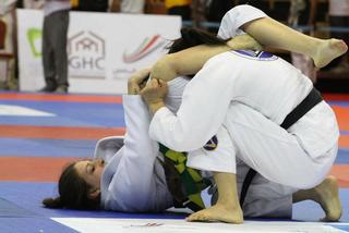 Mackenzie Dern feet photo thumbnail