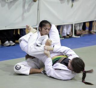 Mackenzie Dern feet photo thumbnail
