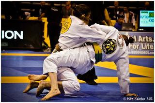 Mackenzie Dern feet photo thumbnail
