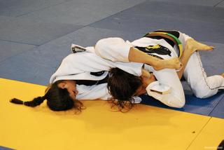 Mackenzie Dern feet photo thumbnail