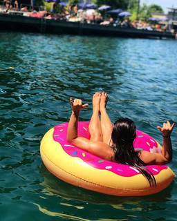 Mackenzie Dern feet photo thumbnail