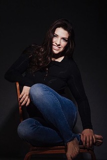Mackenzie Dern feet photo thumbnail
