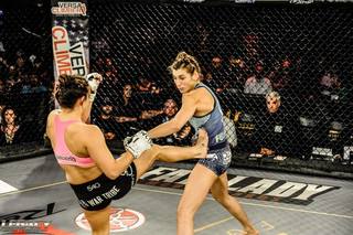 Mackenzie Dern feet photo thumbnail