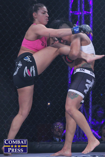 Mackenzie Dern feet photo thumbnail