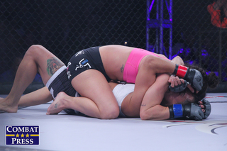 Mackenzie Dern feet photo thumbnail