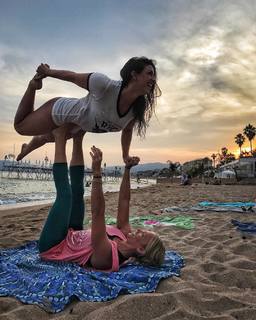 Mackenzie Dern feet photo thumbnail