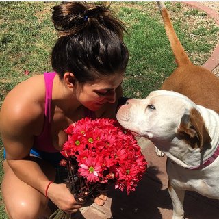 Mackenzie Dern feet photo thumbnail
