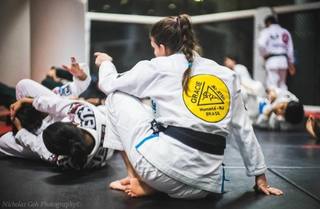 Mackenzie Dern feet photo thumbnail