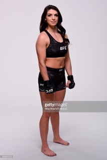 Mackenzie Dern feet photo thumbnail