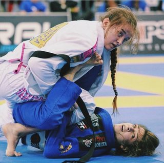 Mackenzie Dern feet photo thumbnail