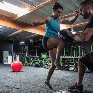 Mackenzie Dern feet photo thumbnail