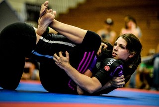 Mackenzie Dern feet photo thumbnail