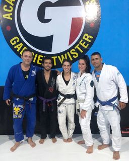 Mackenzie Dern feet photo thumbnail