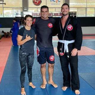 Mackenzie Dern feet photo thumbnail