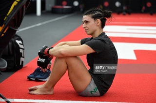 Mackenzie Dern feet photo thumbnail