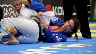 Mackenzie Dern feet photo thumbnail