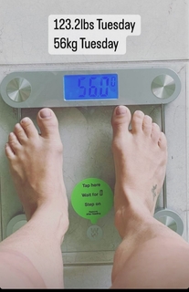 Mackenzie Dern feet photo thumbnail