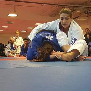 Mackenzie Dern feet photo thumbnail