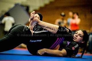 Mackenzie Dern feet photo thumbnail