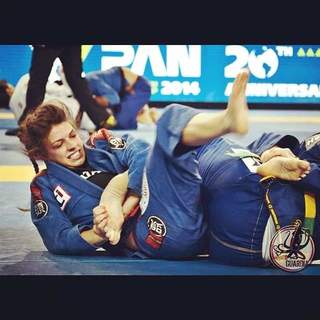 Mackenzie Dern feet photo thumbnail