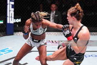 Mackenzie Dern feet photo thumbnail