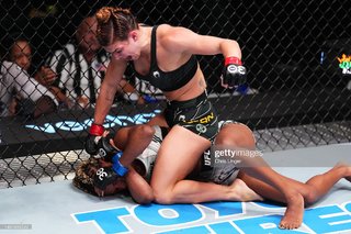 Mackenzie Dern feet photo thumbnail