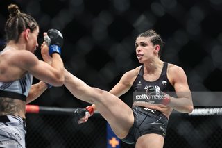 Mackenzie Dern feet photo thumbnail