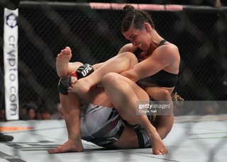 Mackenzie Dern feet photo thumbnail