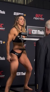 Mackenzie Dern feet photo thumbnail