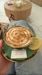 Mackenzie Dern feet photo thumbnail