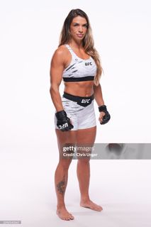 Mackenzie Dern feet photo thumbnail